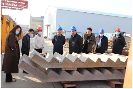 熱烈歡迎陵川示范區(qū)領導一行蒞臨新蒲建設集團考察交流